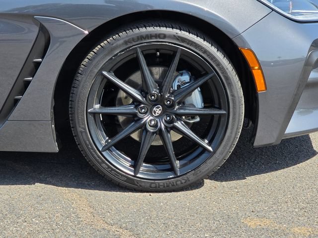 Used 2024 Toyota GR86 Premium RWD image 8