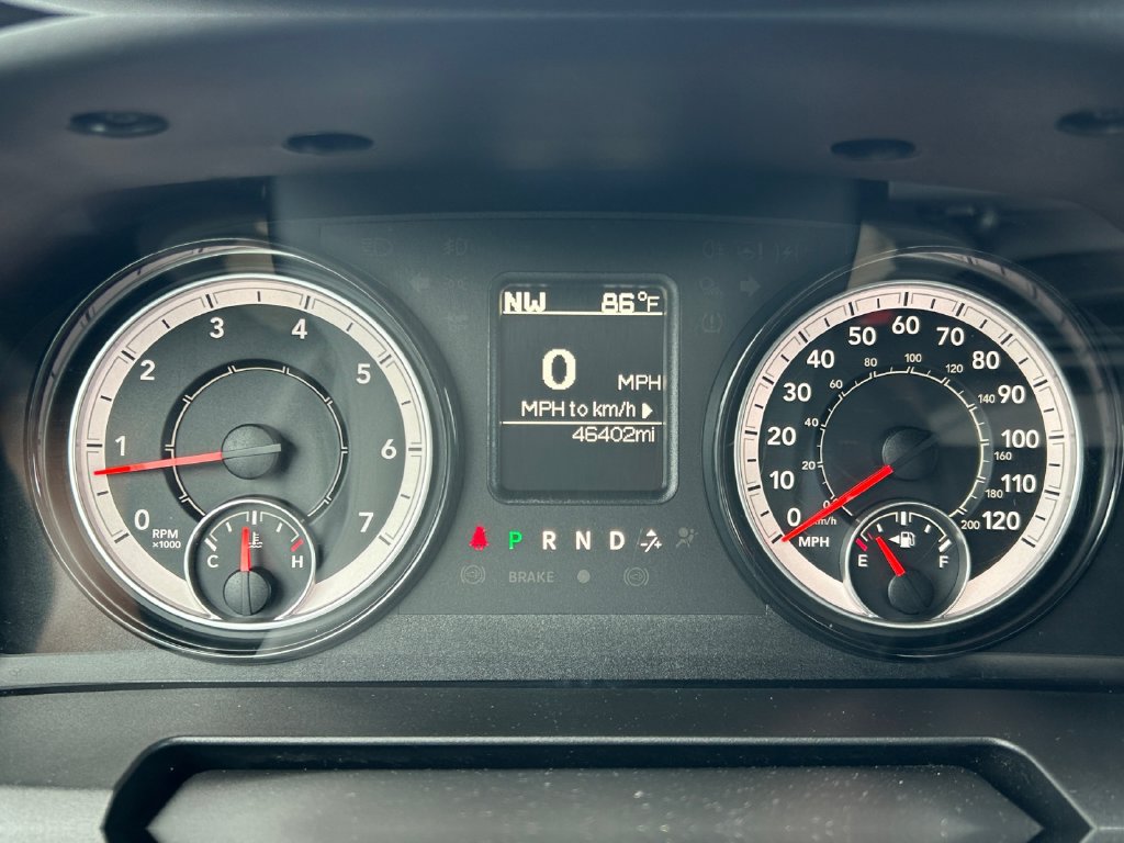 Used 2024 RAM 1500 Warlock AWD/4WD image 33