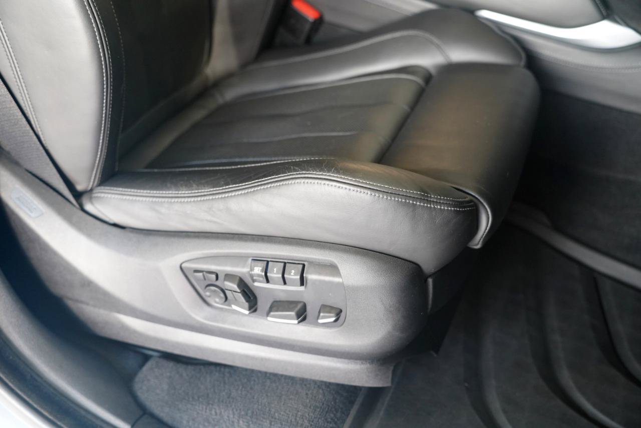 Used 2016 BMW X5 M AWD/4WD image 31