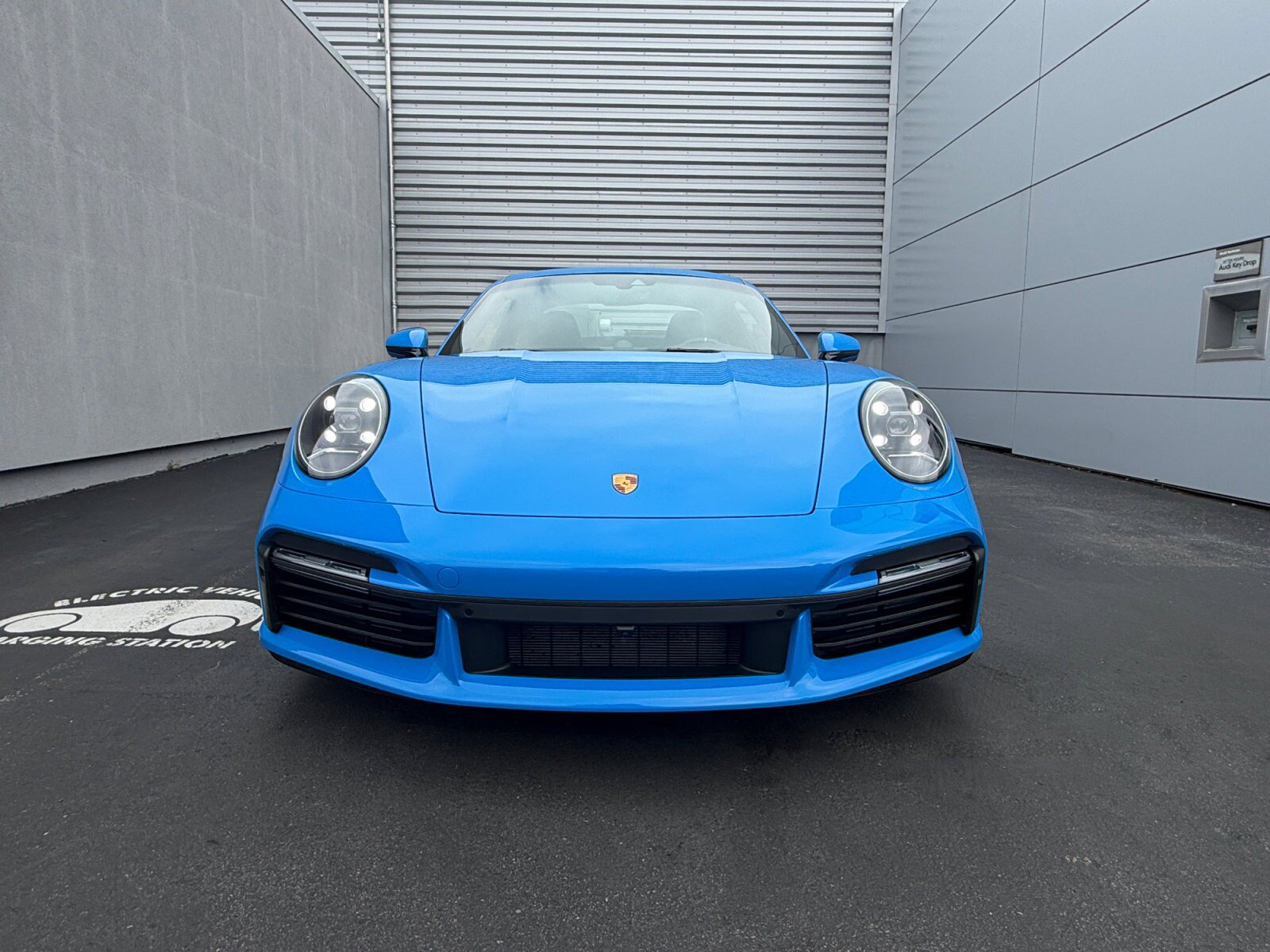 Certified 2022 Porsche 911 Turbo AWD/4WD image 6
