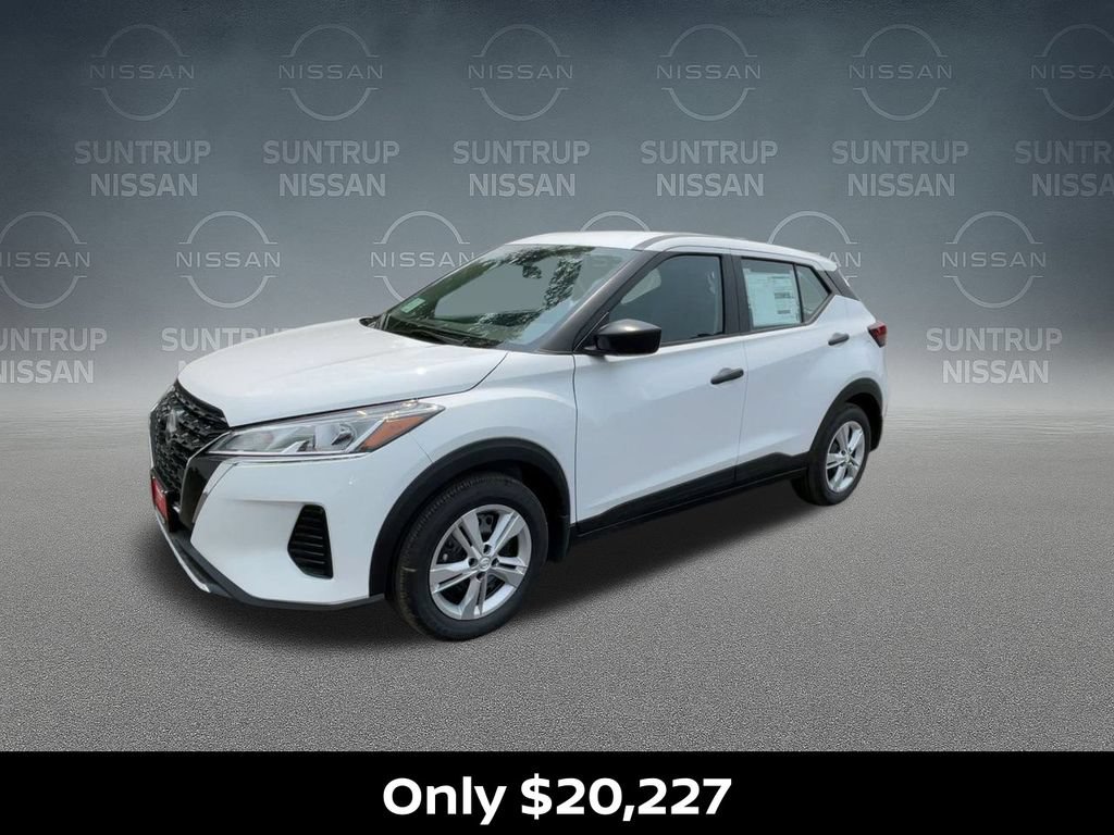 Certified 2025 Nissan Kicks Play S FWD image 4