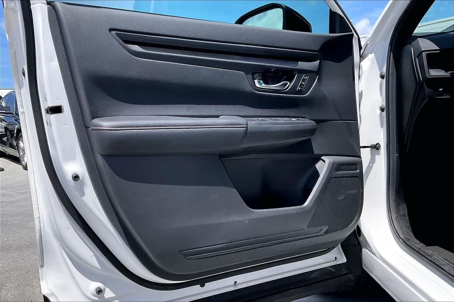 Used 2026 Honda CR-V Sport-L image 27