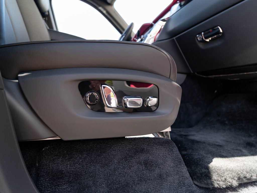 New 2026 Rolls-Royce Cullinan AWD/4WD image 37