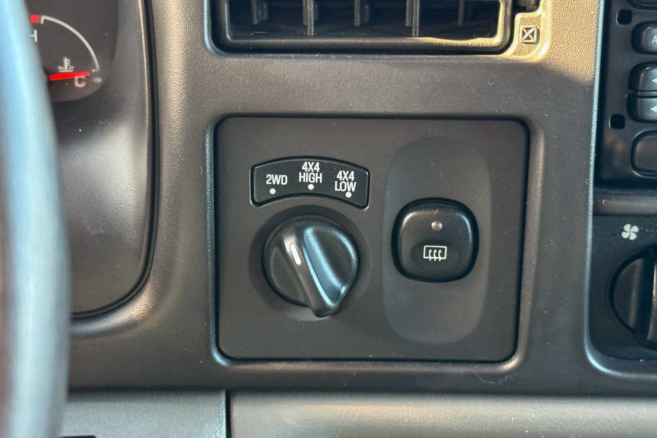 Used 2005 Ford Excursion XLT AWD/4WD image 39