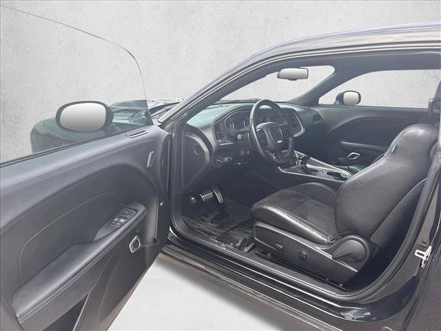 Used 2022 Dodge Challenger R/T Scat Pack w/ Plus Package RWD image 9