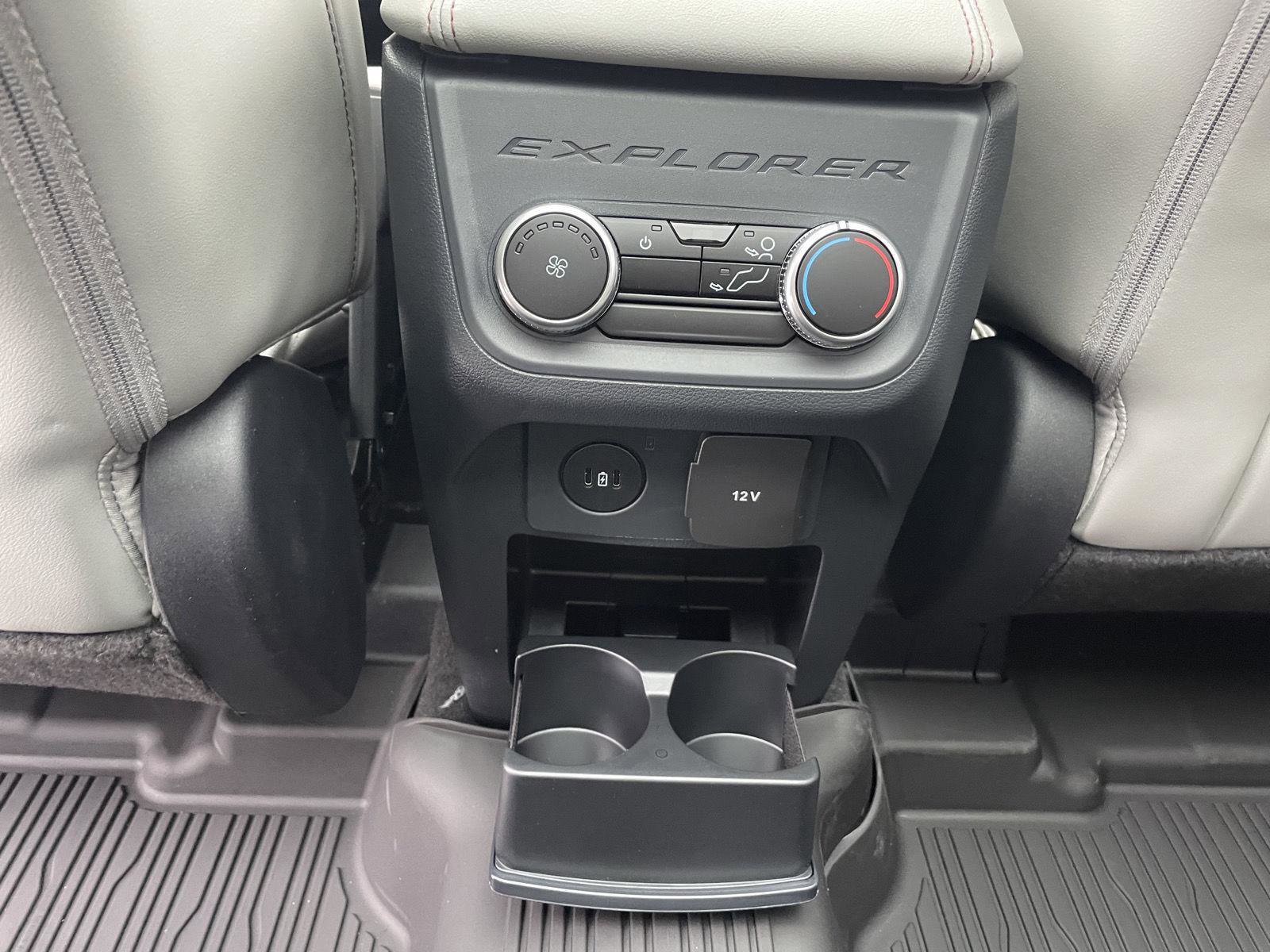 New 2026 Ford Explorer Active w/ Active Comfort Package image 27