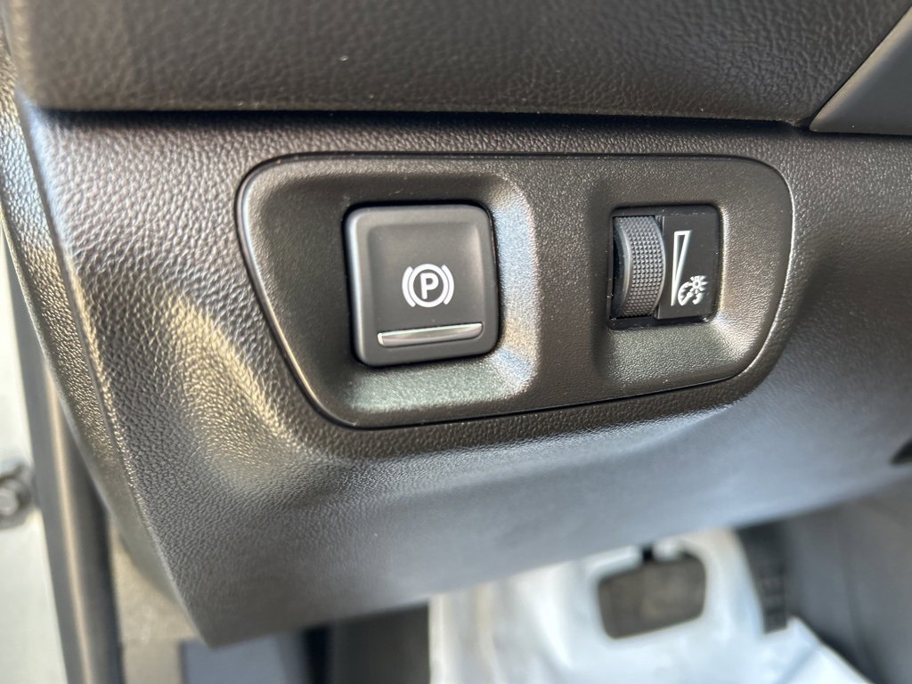 Used 2023 GMC Acadia SLT image 12