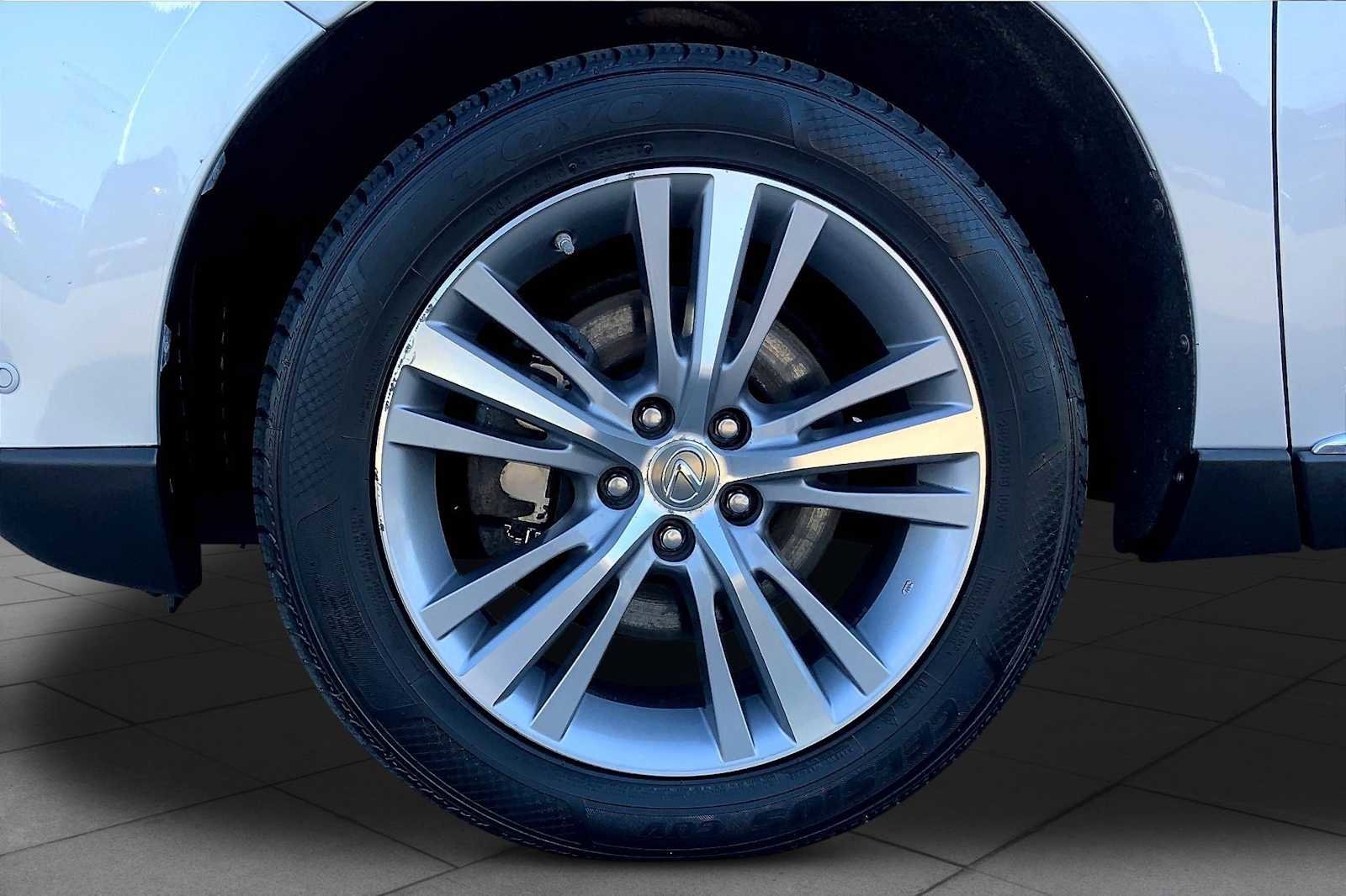 Used 2015 Lexus RX 450h AWD image 11