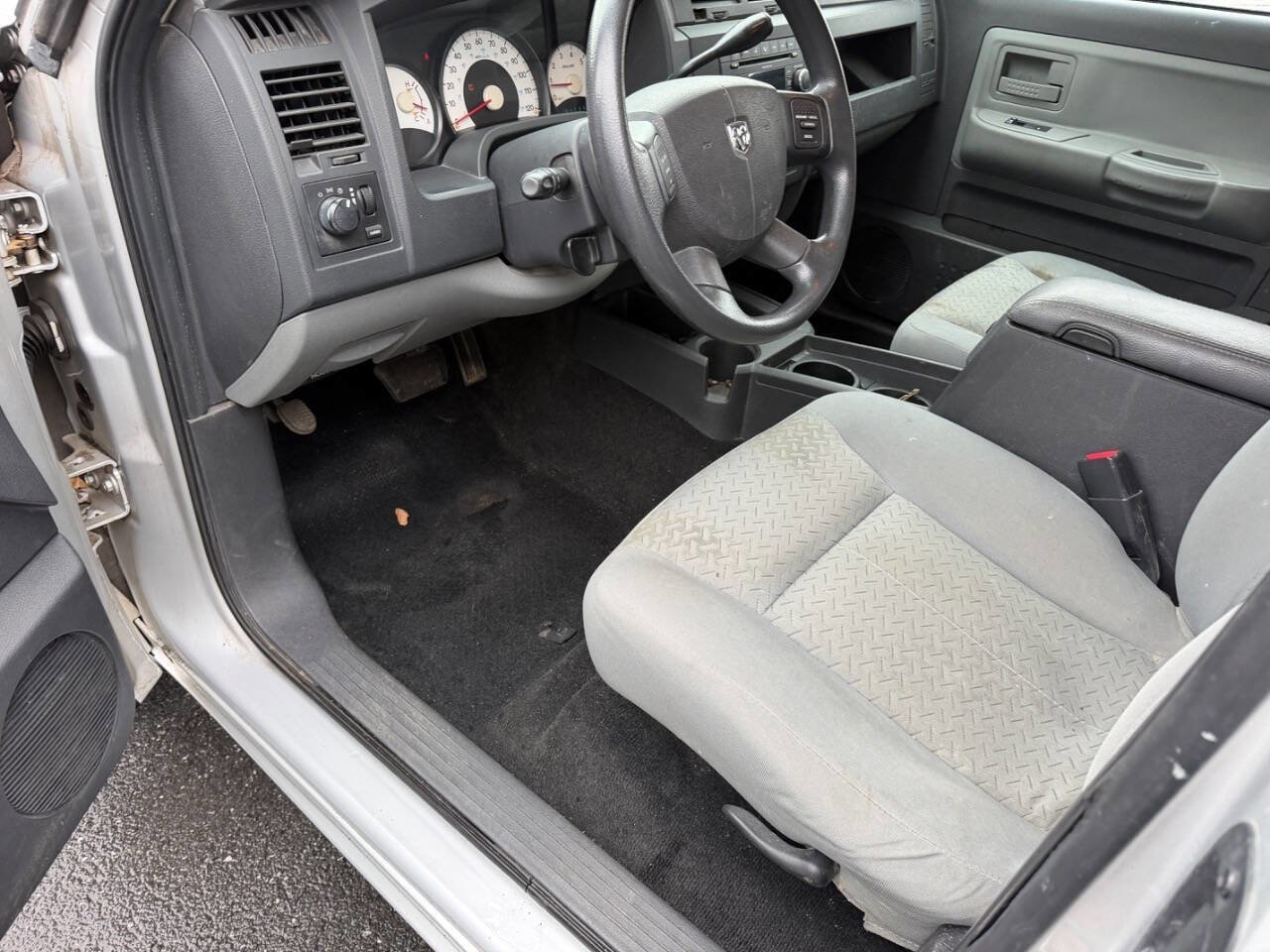 Used 2008 Dodge Dakota SXT image 8