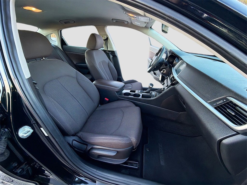 Used 2019 Kia Optima LX image 27