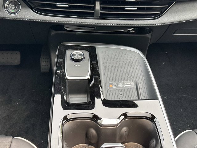 New 2026 Buick Enclave Sport Touring w/ Power Package FWD image 16