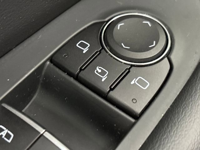 Used 2025 Buick Enclave Sport Touring image 36