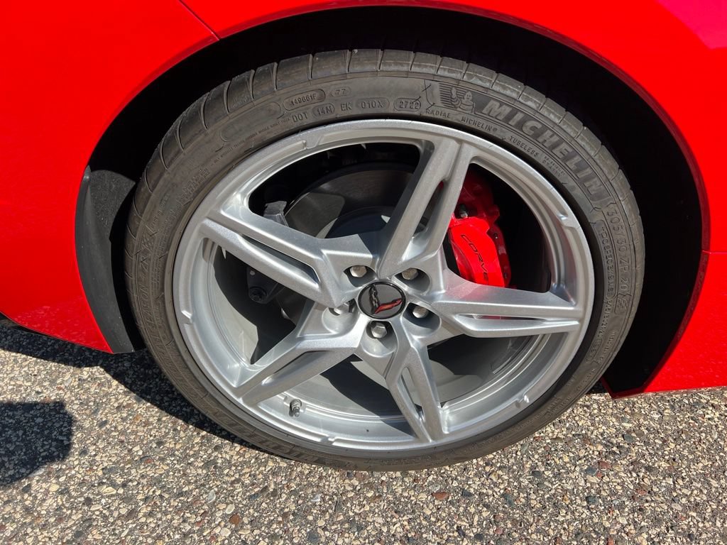 Used 2023 Chevrolet Corvette Stingray Premium Cpe w/ Battery Protection Package RWD image 29