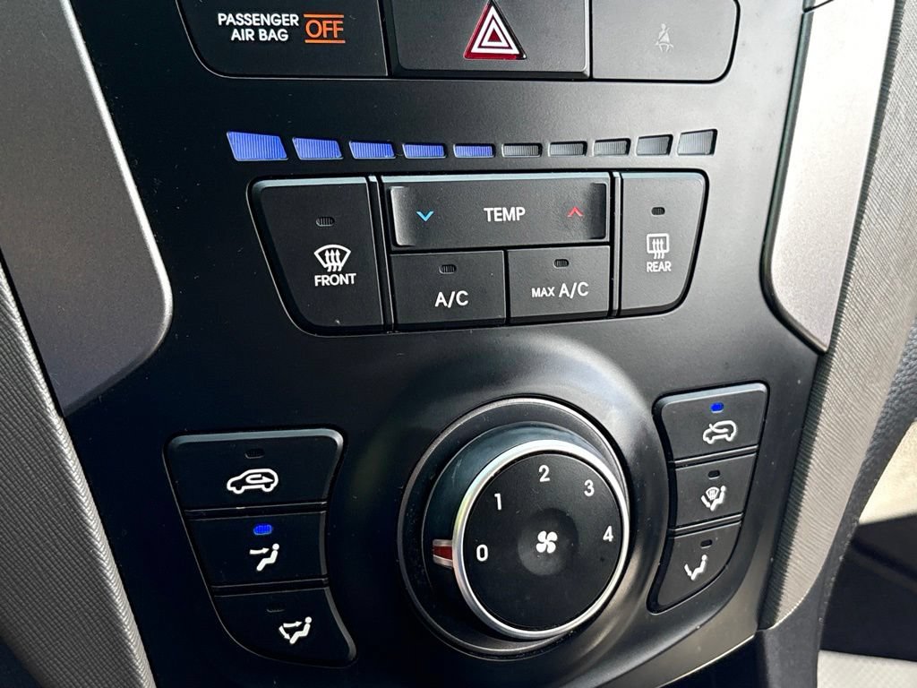Used 2015 Hyundai Santa Fe Sport AWD/4WD image 15
