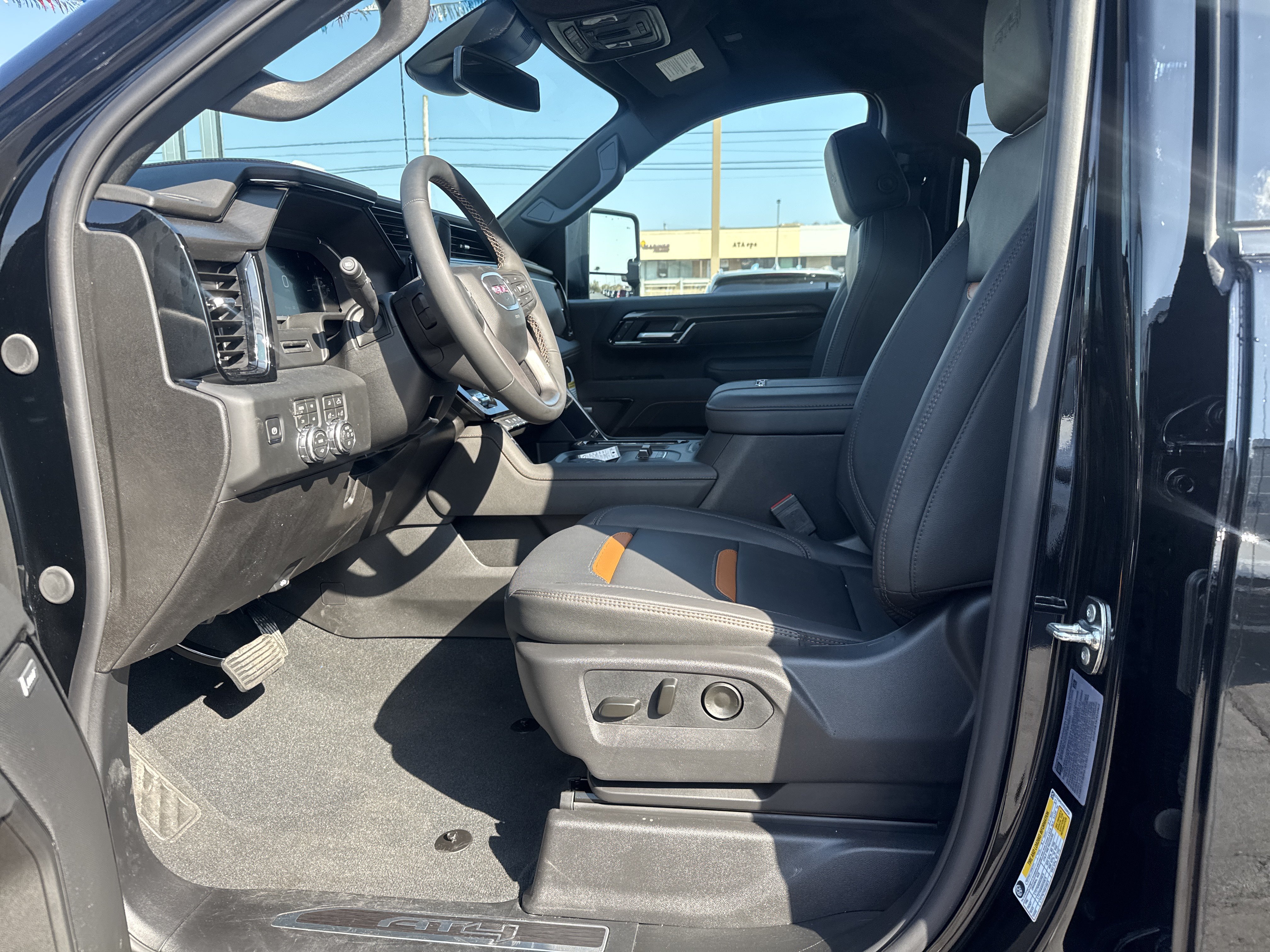 New 2026 GMC Sierra 2500 AT4 AWD/4WD image 12
