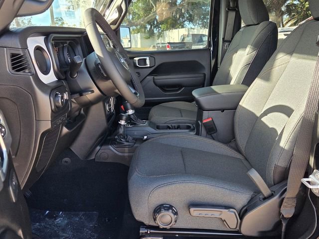 Used 2026 Jeep Wrangler Sport AWD/4WD image 13