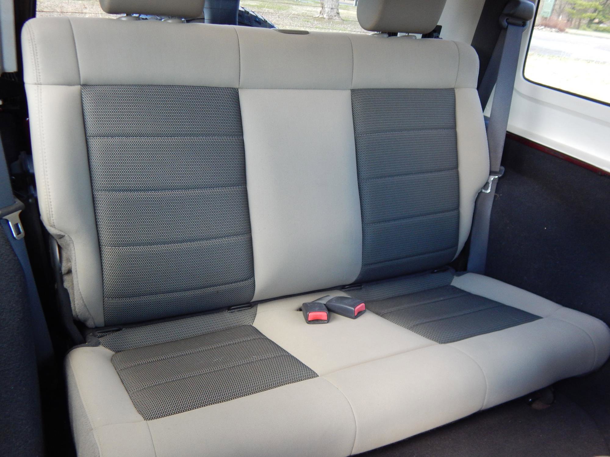 Used 2010 Jeep Wrangler Sahara image 16