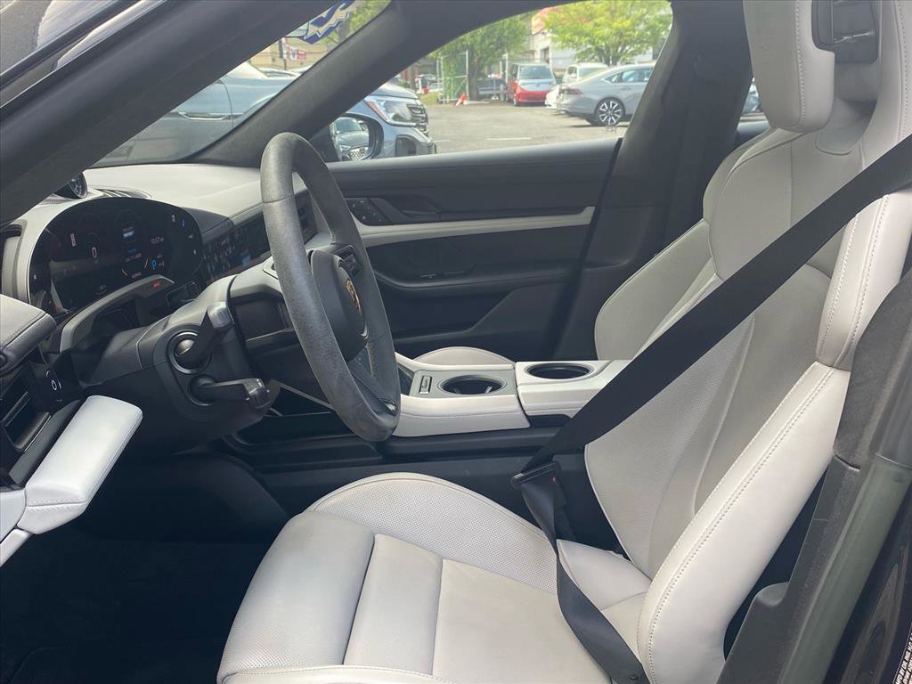 Used 2023 Porsche Taycan GTS w/ Premium Package (P6U) image 13