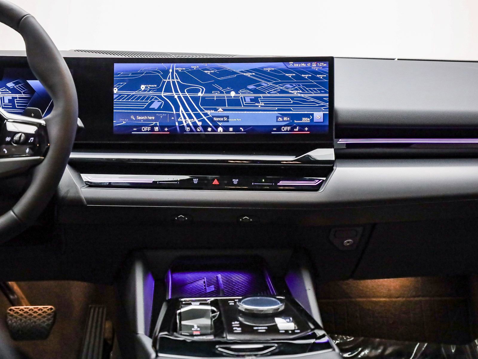 Used 2025 BMW 530i w/ Premium Package image 14