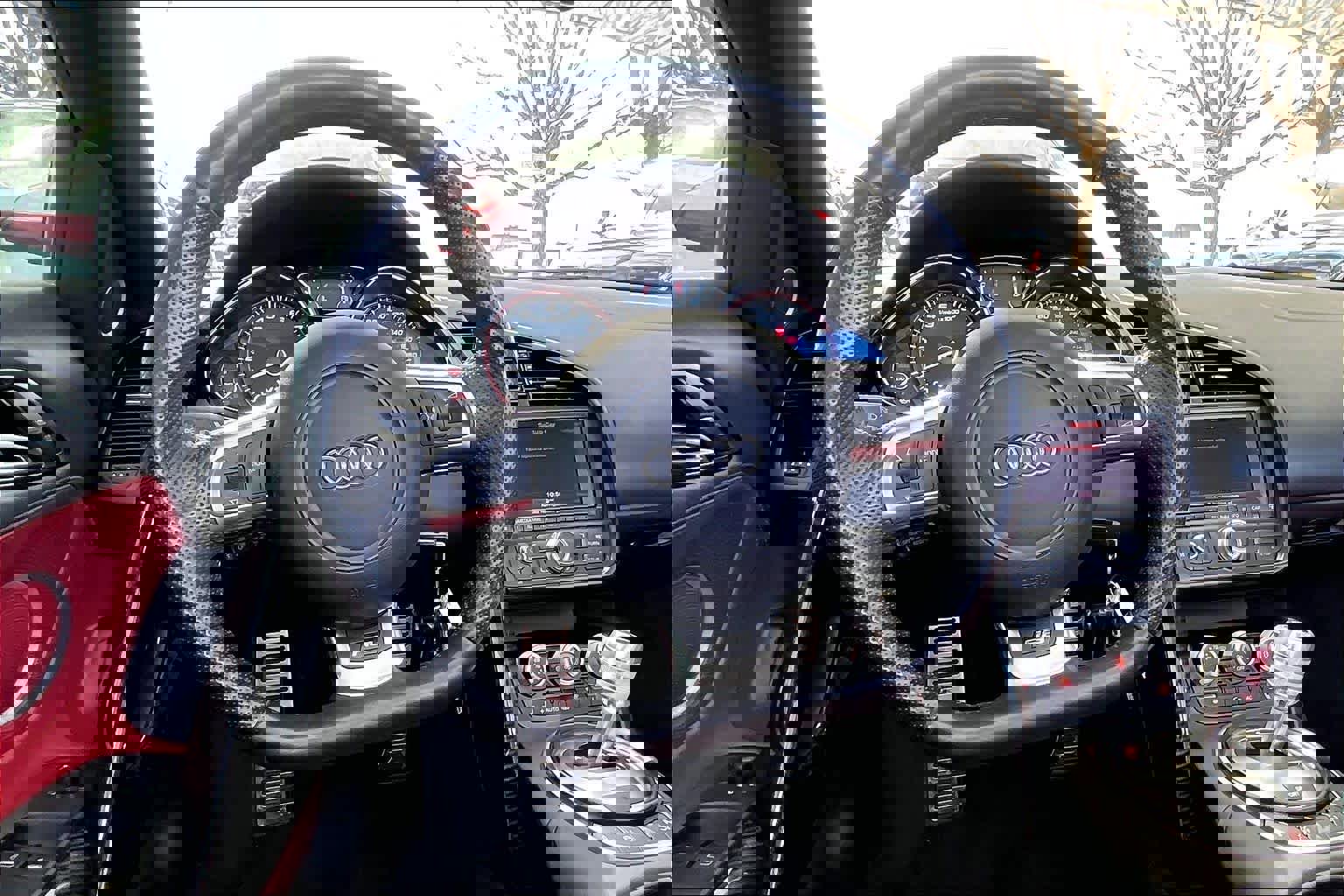 Used 2012 Audi R8 V10 image 6