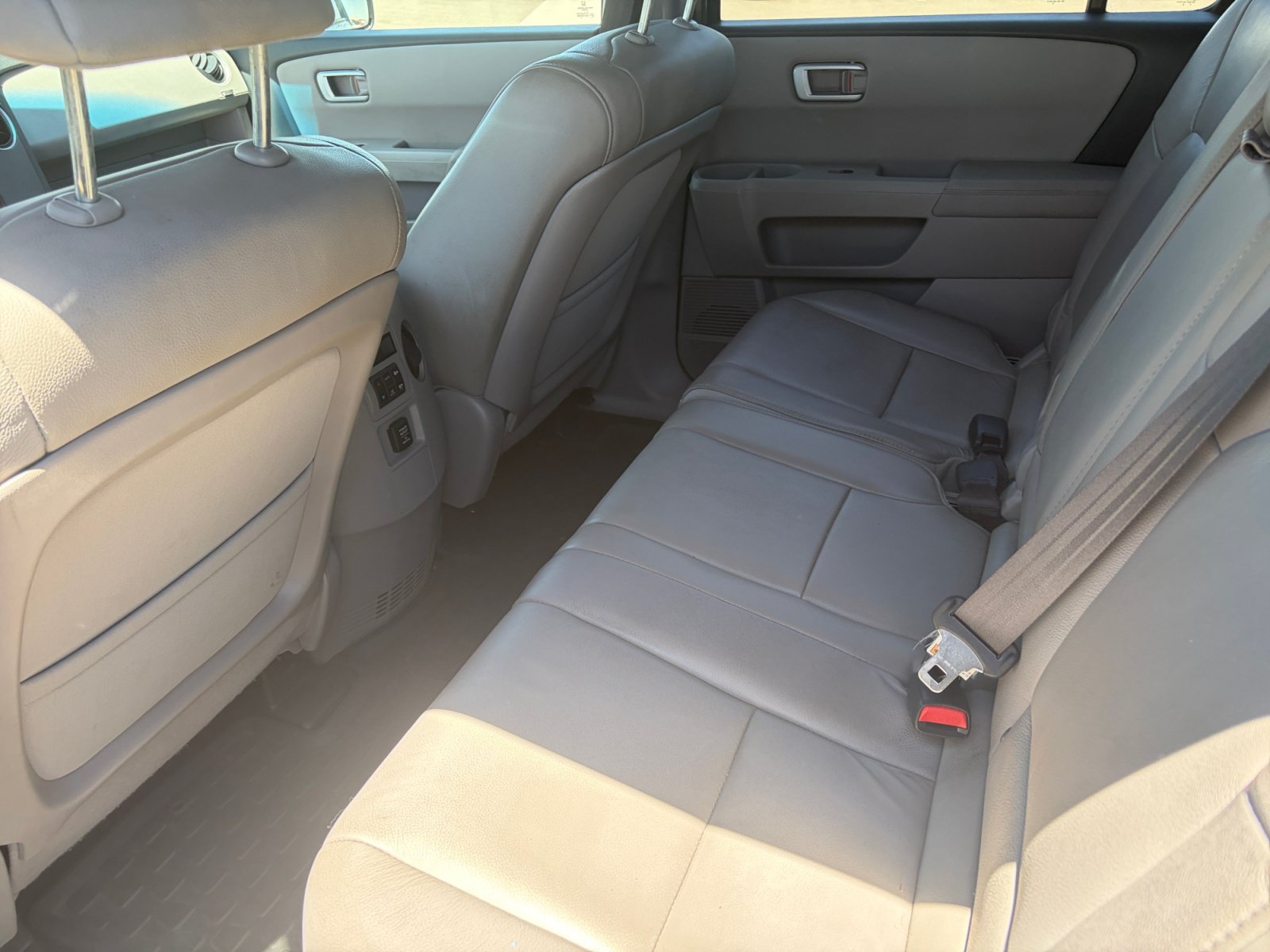 Used 2015 Honda Pilot EX-L image 17