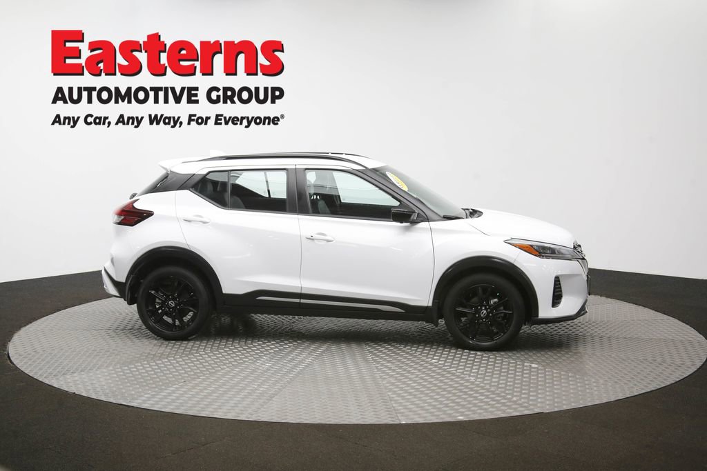 Used 2023 Nissan Kicks SR w/ SR Premium Package image 47