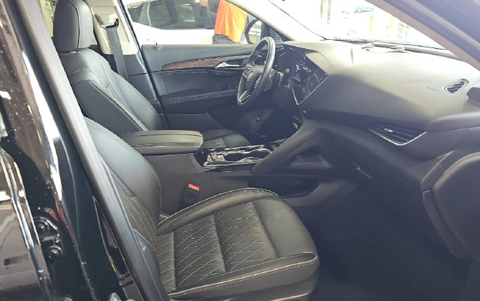 Used 2023 Buick Envision Avenir AWD/4WD image 14