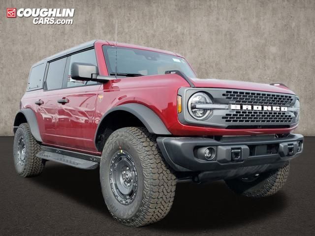 New 2025 Ford Bronco Badlands w/ Sasquatch Package image 1