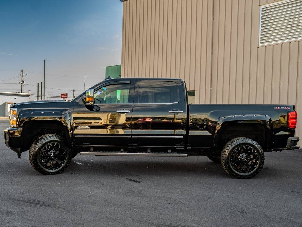 Used 2015 Chevrolet Silverado 2500 High Country w/ Duramax Plus Package AWD/4WD image 5