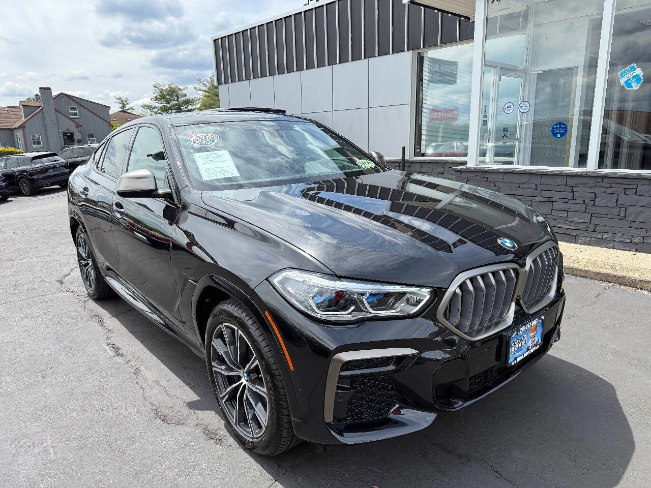 Used 2023 BMW X6 M50i w/ Executive Package AWD/4WD image 10