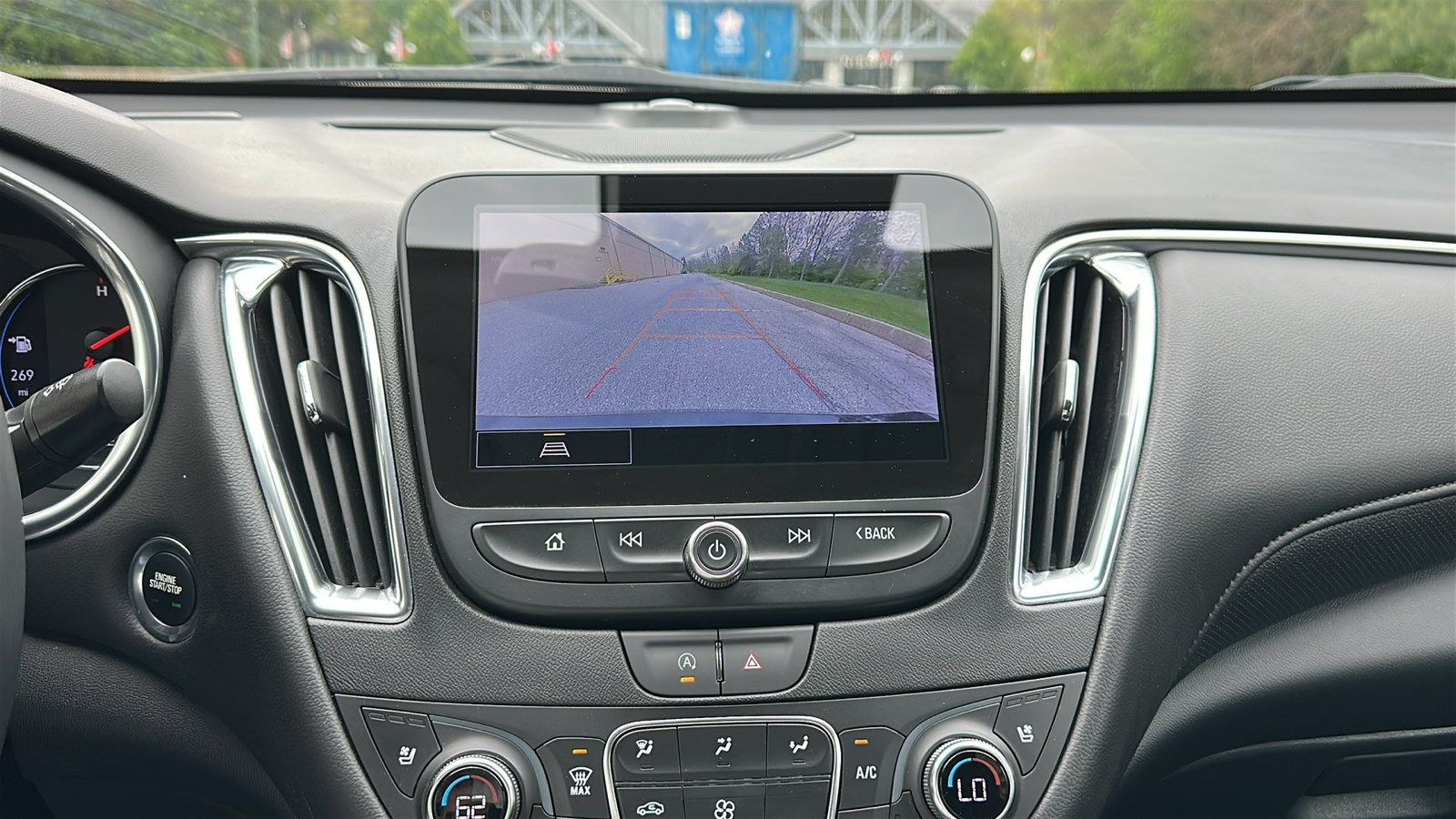 Used 2024 Chevrolet Malibu LT FWD image 20