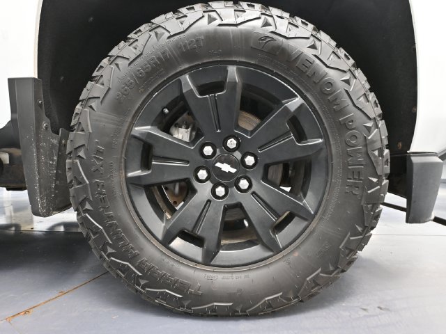 Used 2018 Chevrolet Colorado Z71 AWD/4WD image 11