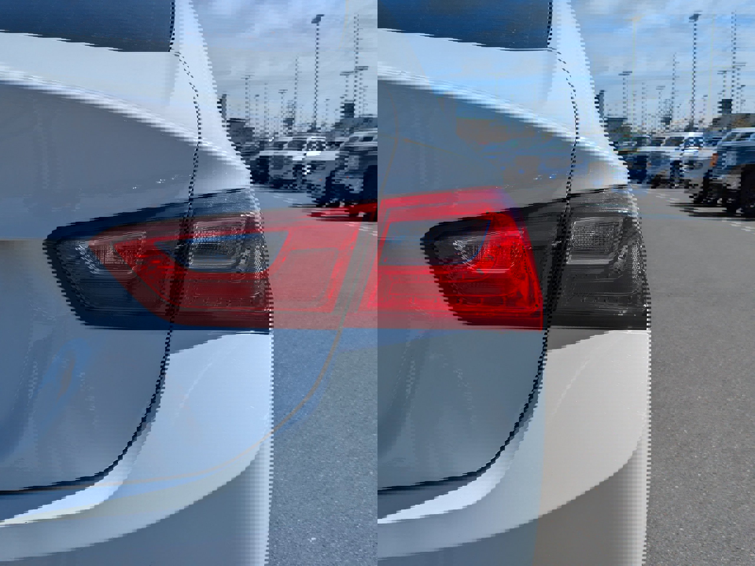 Used 2018 Chevrolet Malibu LS image 43