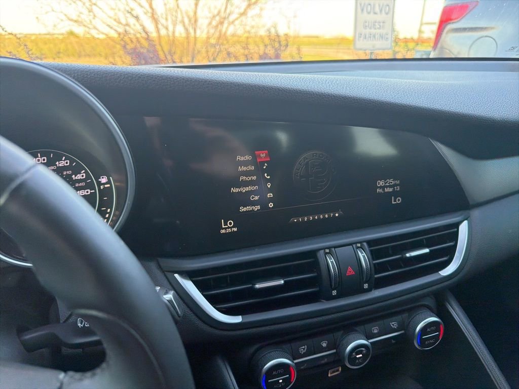 Used 2019 Alfa Romeo Giulia Ti Sport w/ Quick Order Package 22U Sport image 3