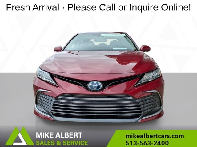 Used 2022 Toyota Camry LE FWD image 2