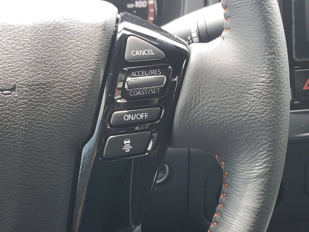 Used 2025 Nissan Frontier PRO-4X w/ Interior Protection Package AWD/4WD image 26