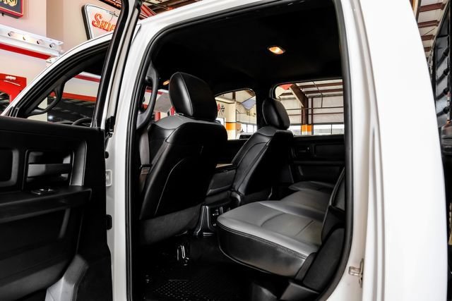 Used 2024 RAM 5500 Tradesman w/ Chrome Appearance Group AWD/4WD image 37