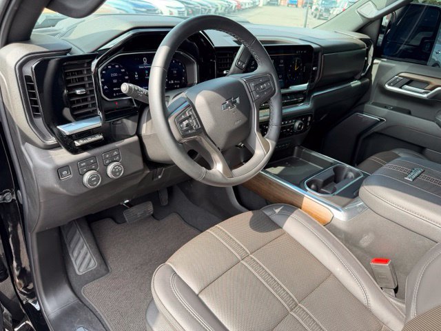 Certified 2026 Chevrolet Silverado 2500 High Country w/ High Country Premium Package AWD/4WD image 30