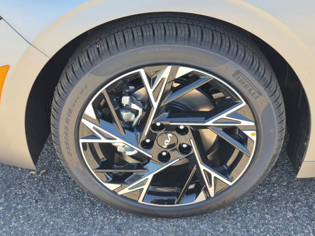 New 2026 Kia K5 GT-Line image 17