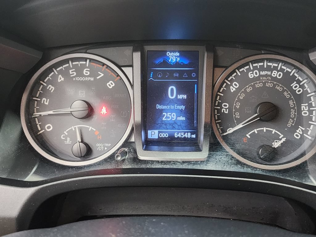 Used 2018 Toyota Tacoma TRD Sport w/ Exterior Package AWD/4WD image 14