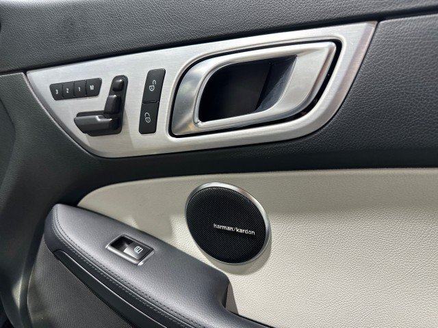 Used 2013 Mercedes-Benz SLK 250 image 46