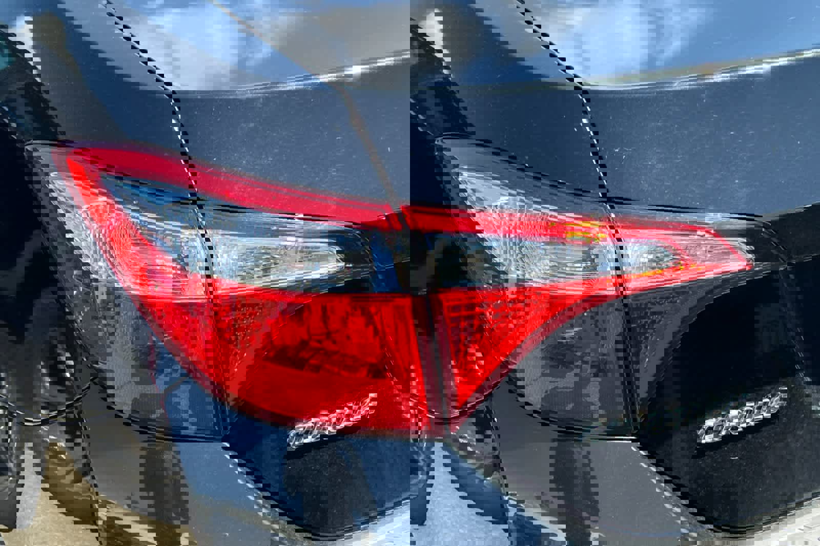 Used 2014 Toyota Corolla LE w/ Body Protection Package FWD image 20