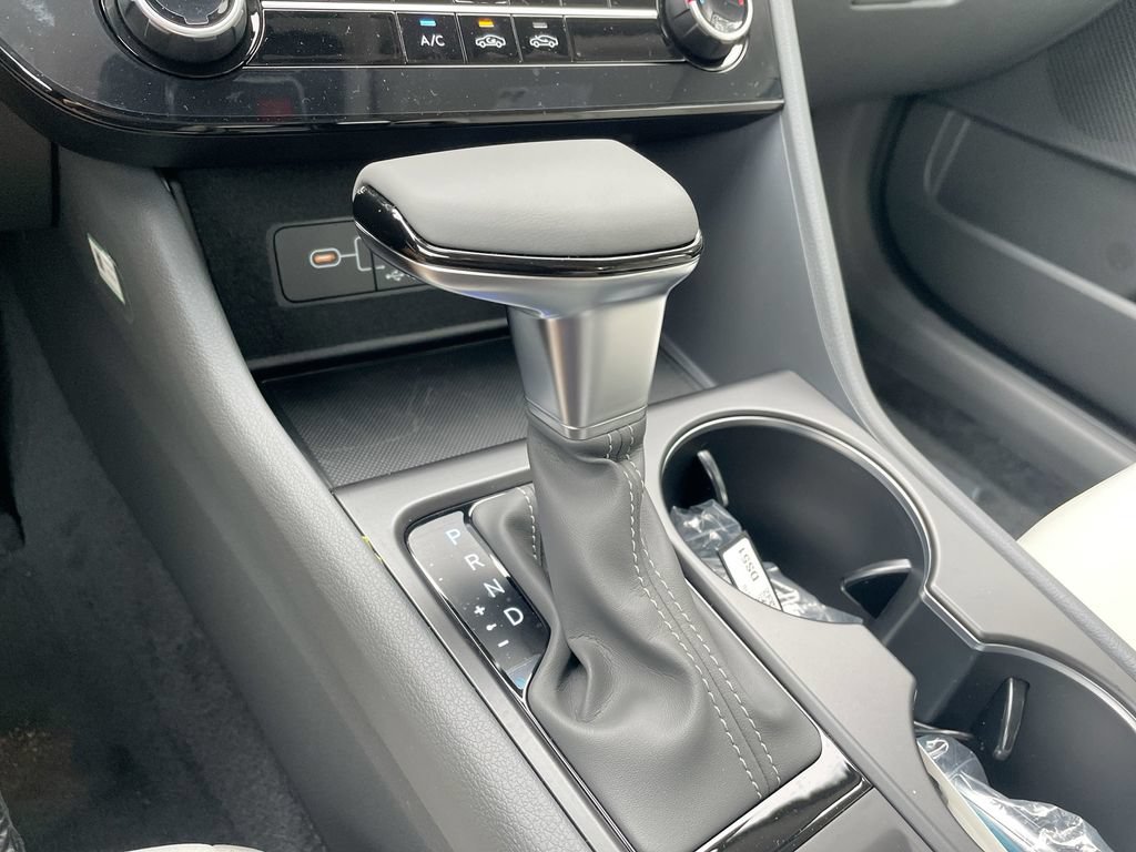 Used 2026 Hyundai Sonata SE FWD image 45