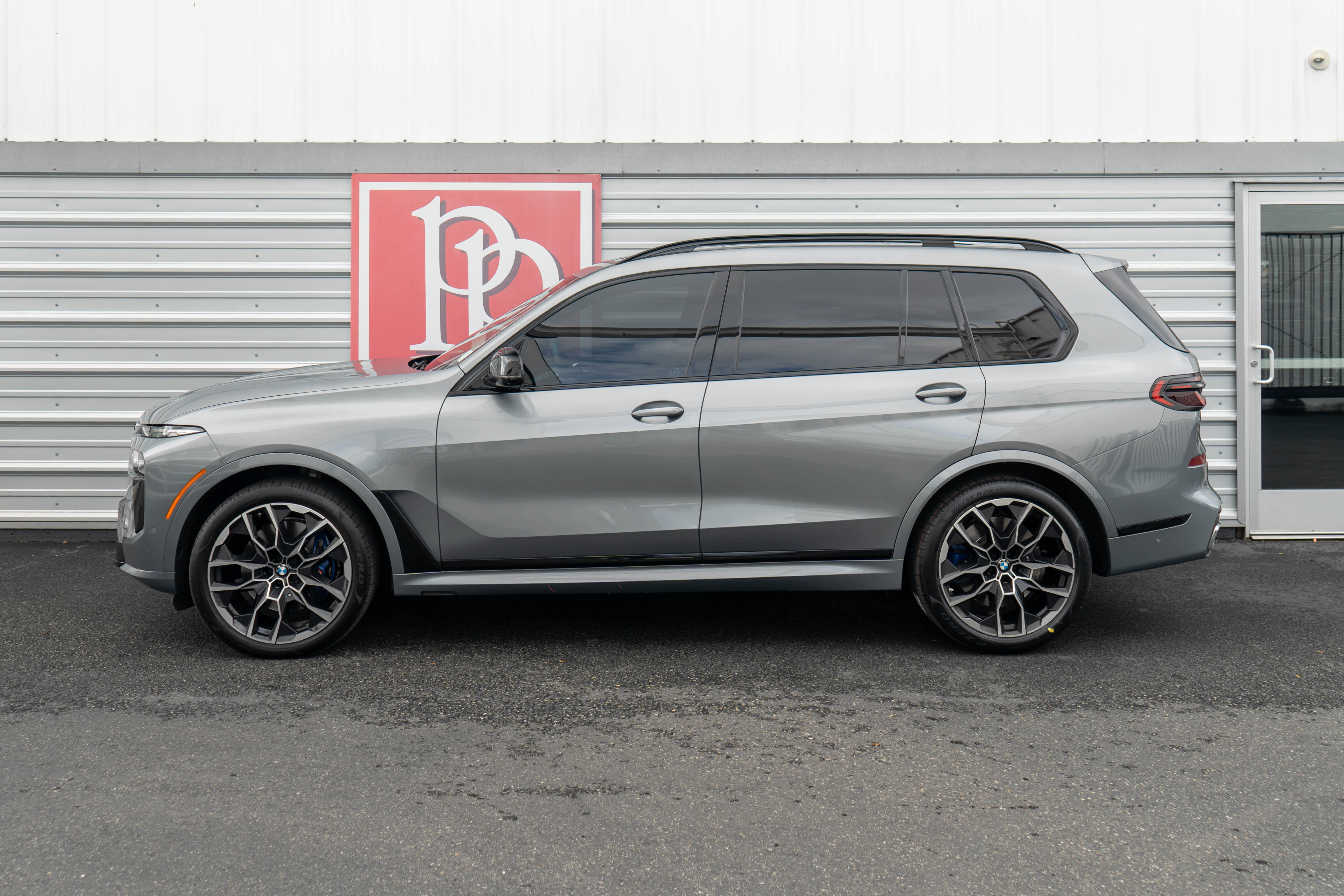 Used 2023 BMW X7 M60i image 66