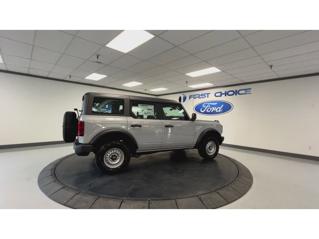 New 2026 Ford Bronco 4-Door image 2