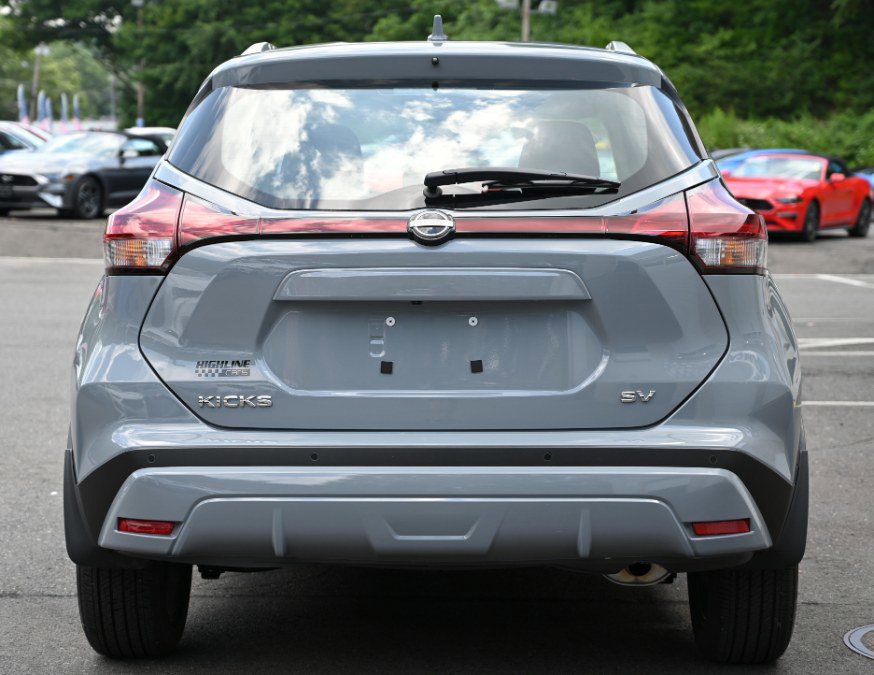 Used 2024 Nissan Kicks SV image 5
