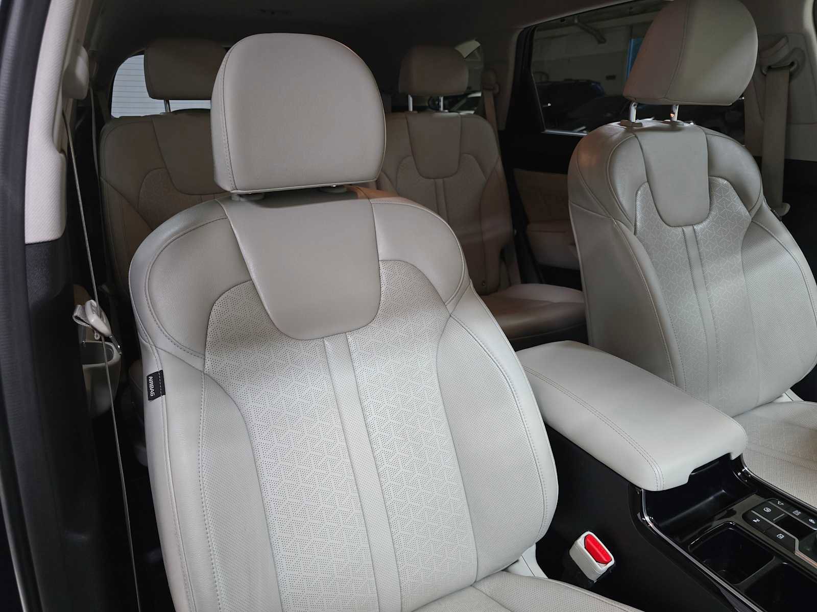 Used 2023 Kia Sorento SX Prestige image 11
