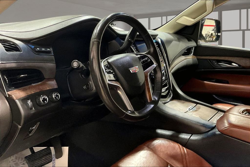 Used 2015 Cadillac Escalade ESV Premium image 14