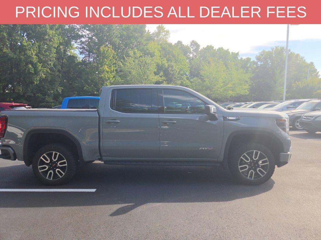 Used 2024 GMC Sierra 1500 AT4 w/ Technology Package AWD/4WD image 16
