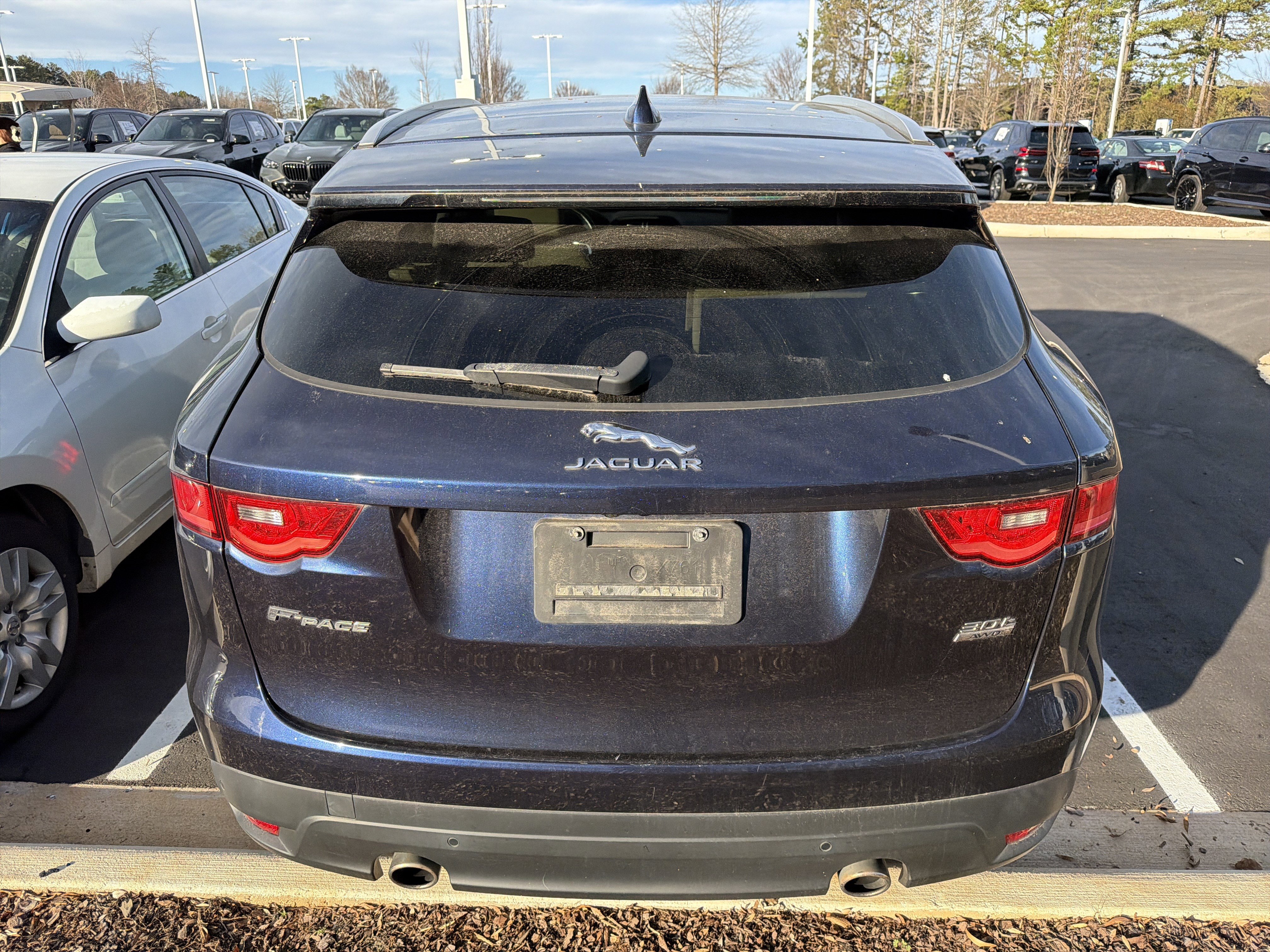 Used 2019 Jaguar F-PACE Portfolio image 9